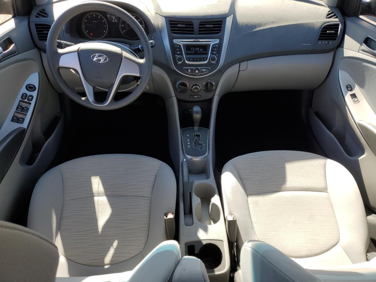 2016 Hyundai Accent - Image 8