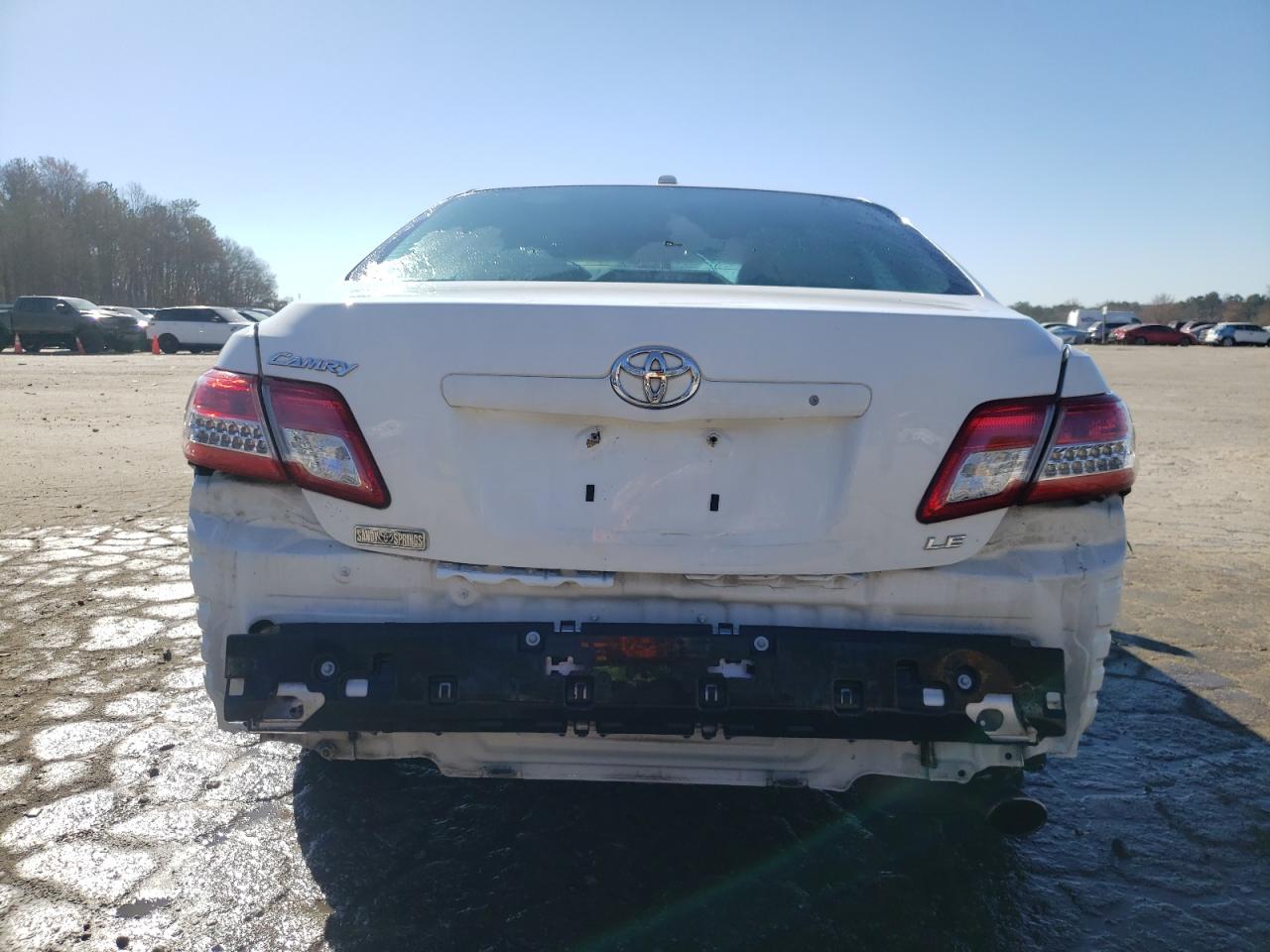 2011 Toyota Camry - Image 6