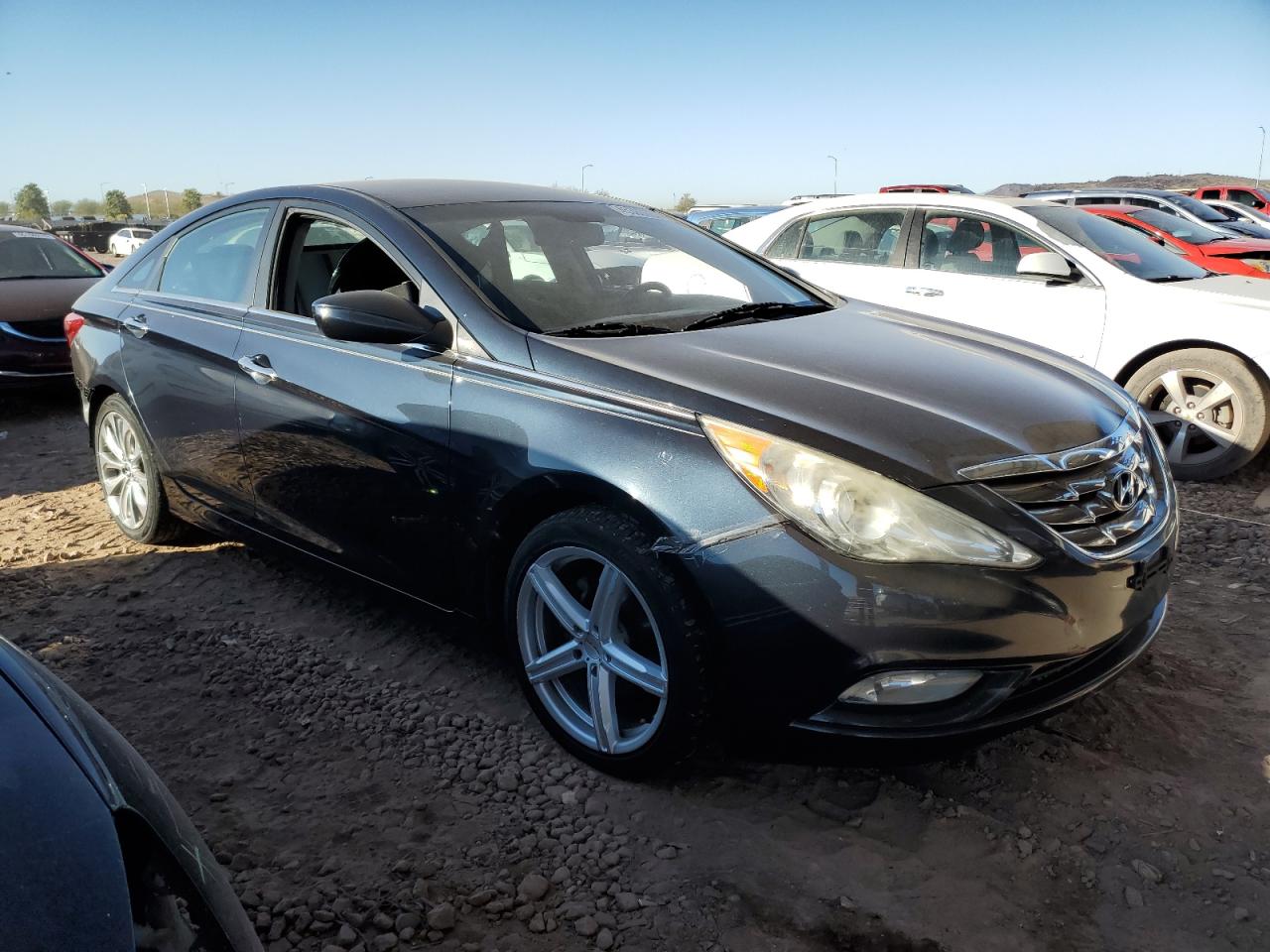 2013 Hyundai Sonata - Image 4