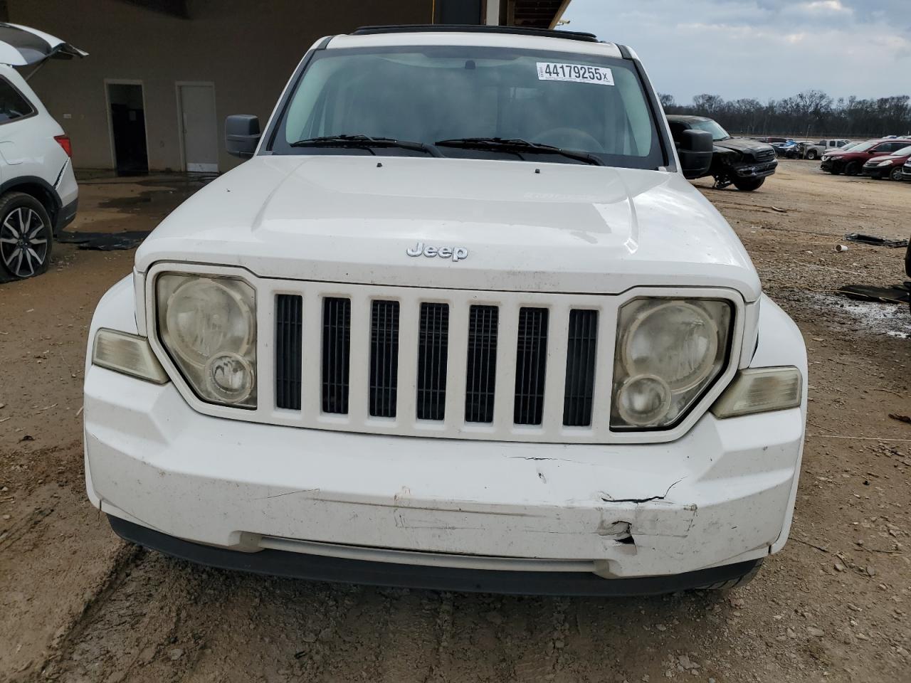 2010 Jeep Liberty (North America) - Image 5