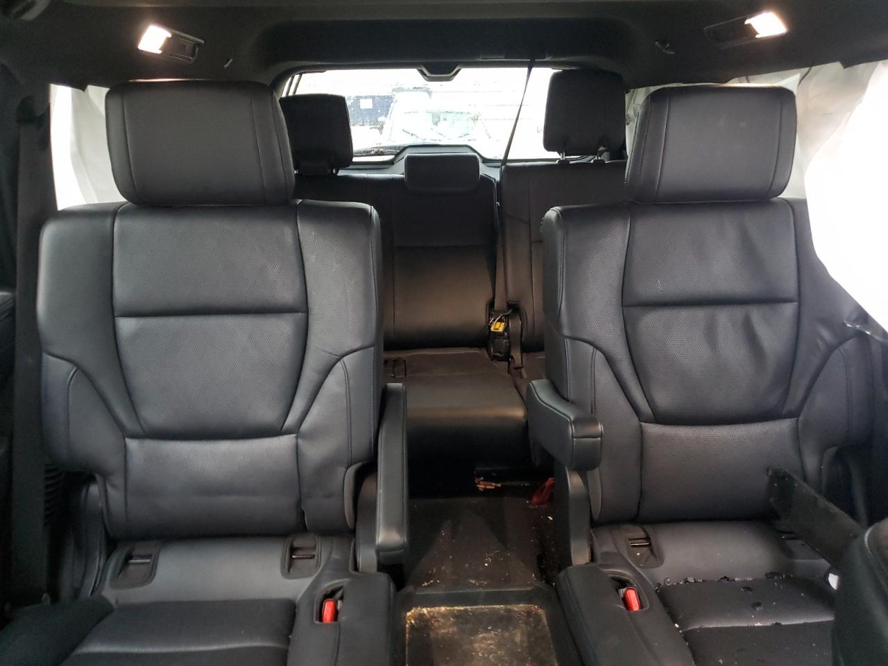 2024 Toyota Sequoia - Image 10