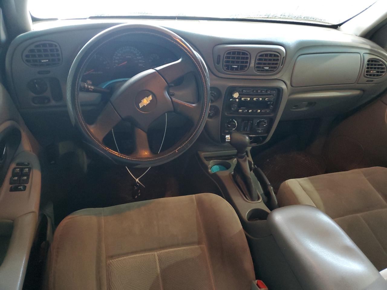 2005 Chevrolet TrailBlazer - Image 8
