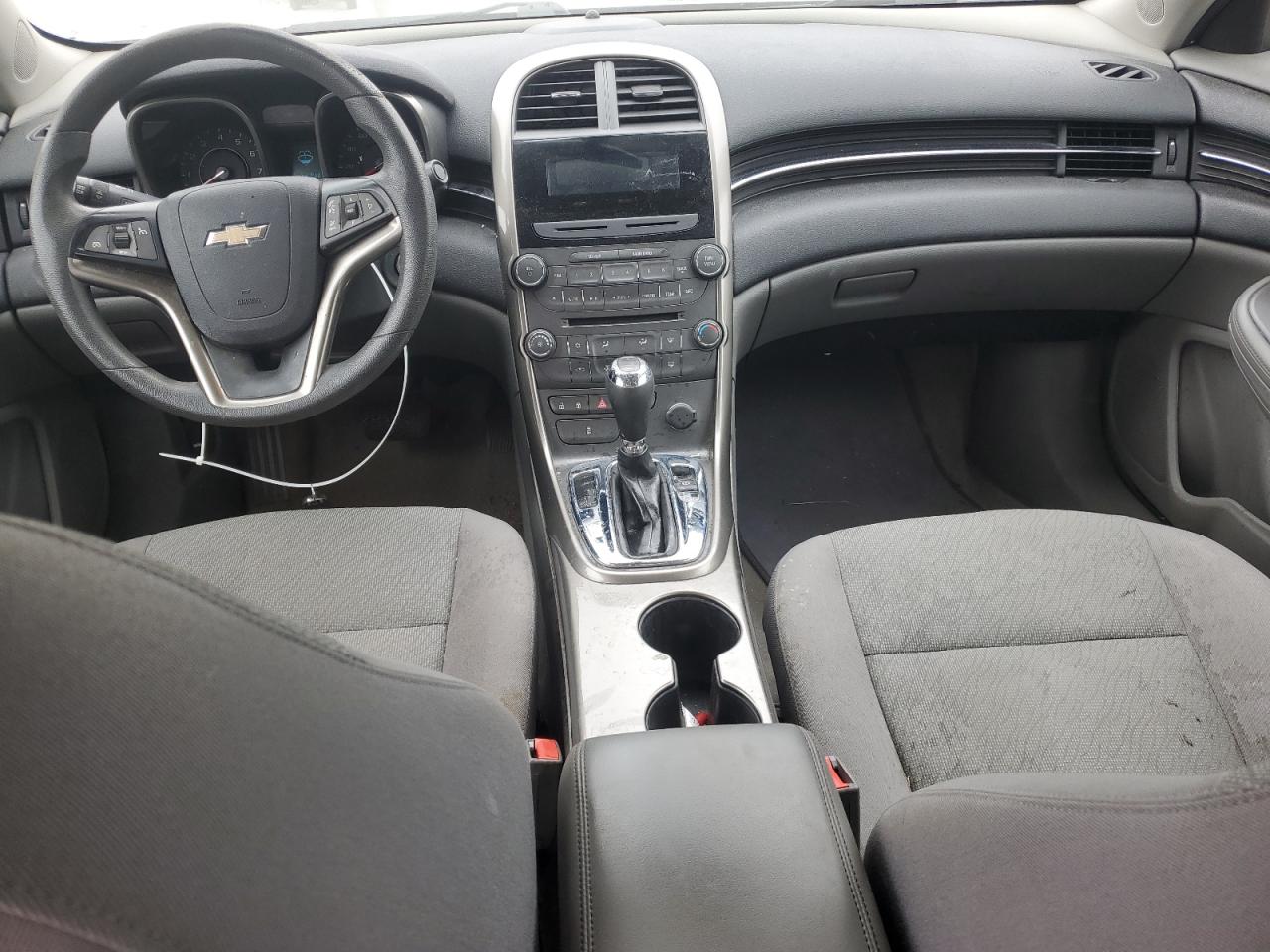 2013 Chevrolet Malibu - Image 8