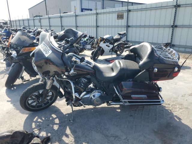 2011 HARLEY-DAVIDSON FLHTCU 