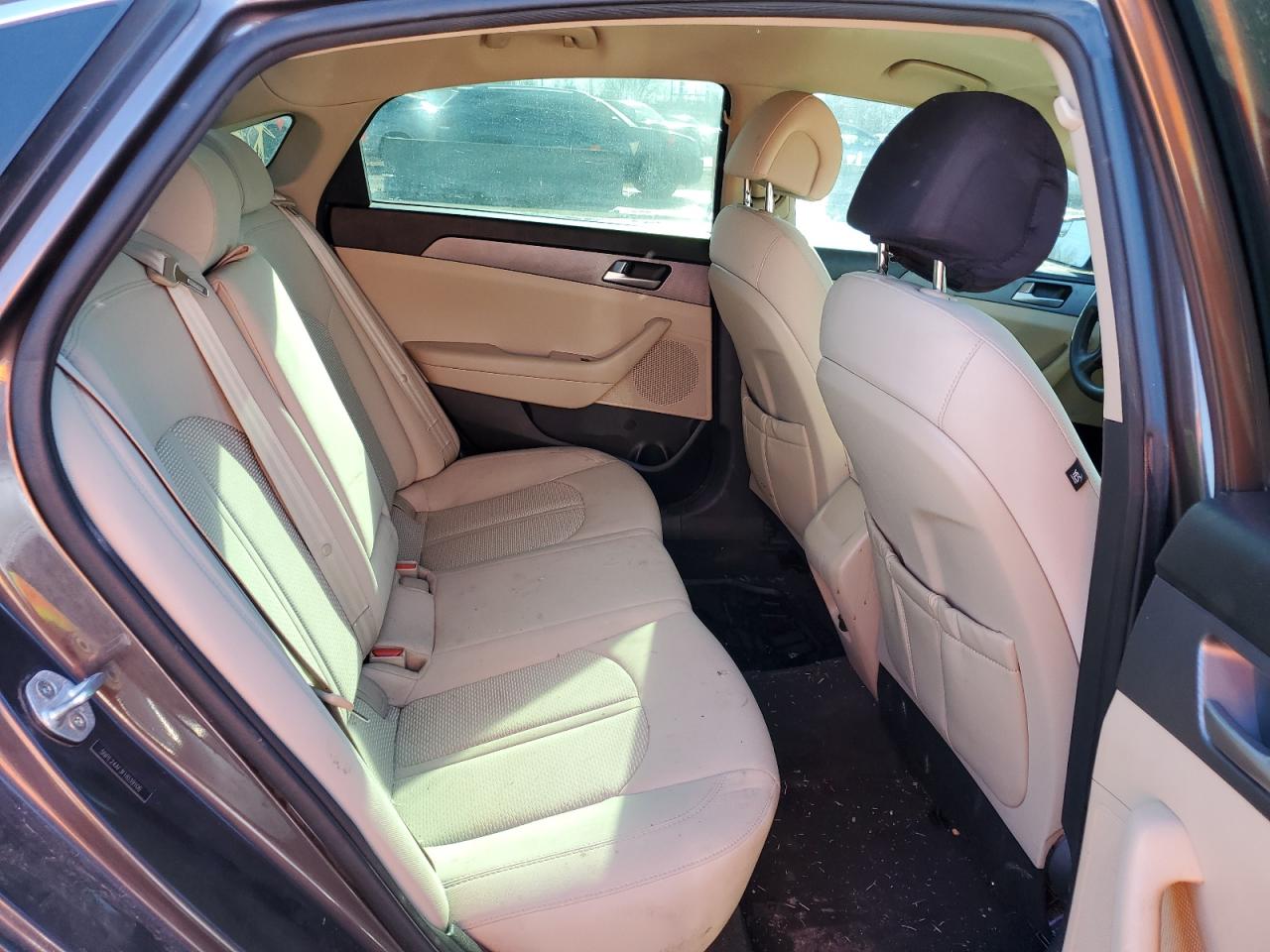 2015 Hyundai Sonata - Image 10