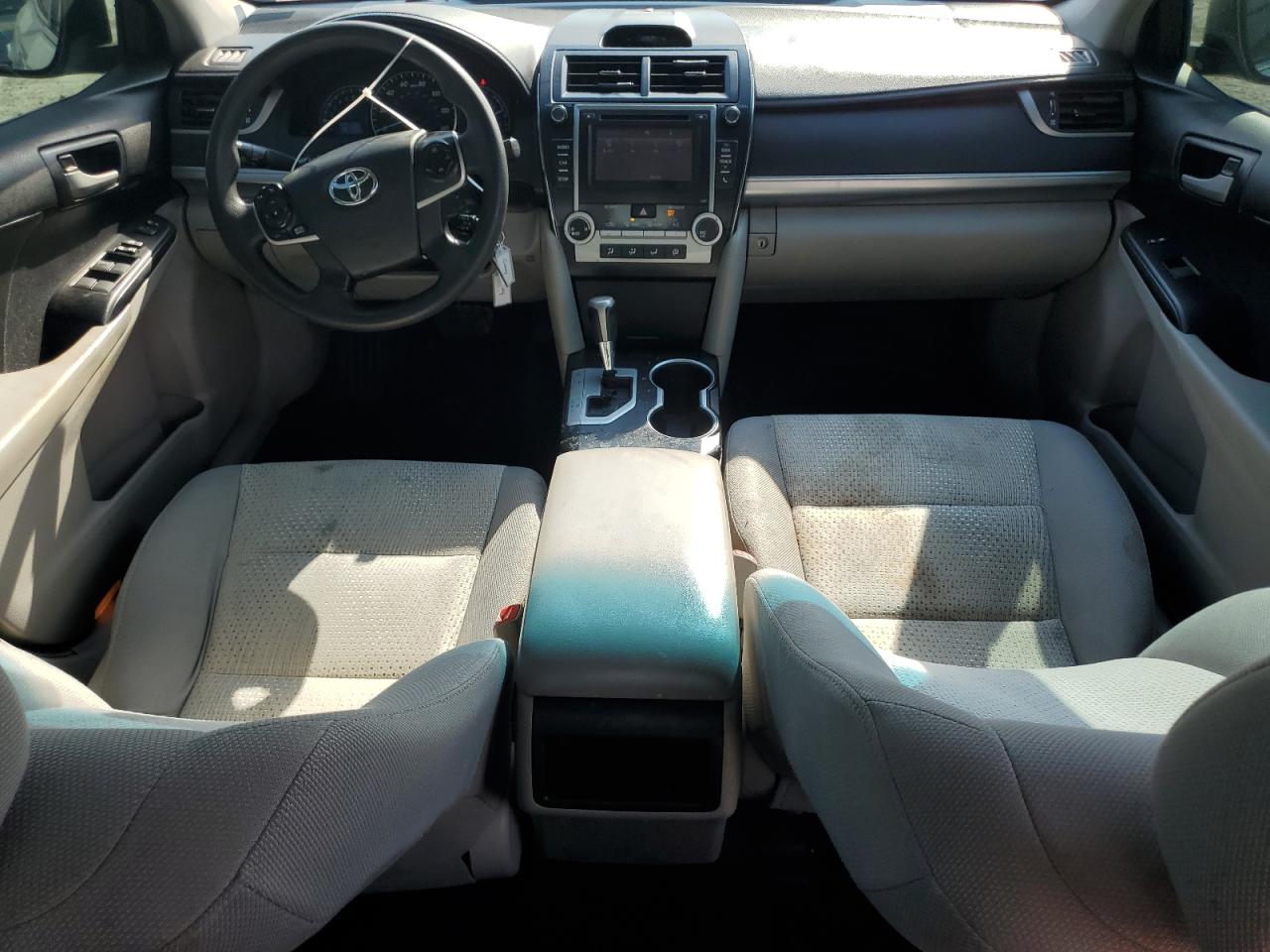 2014 Toyota Camry - Image 8
