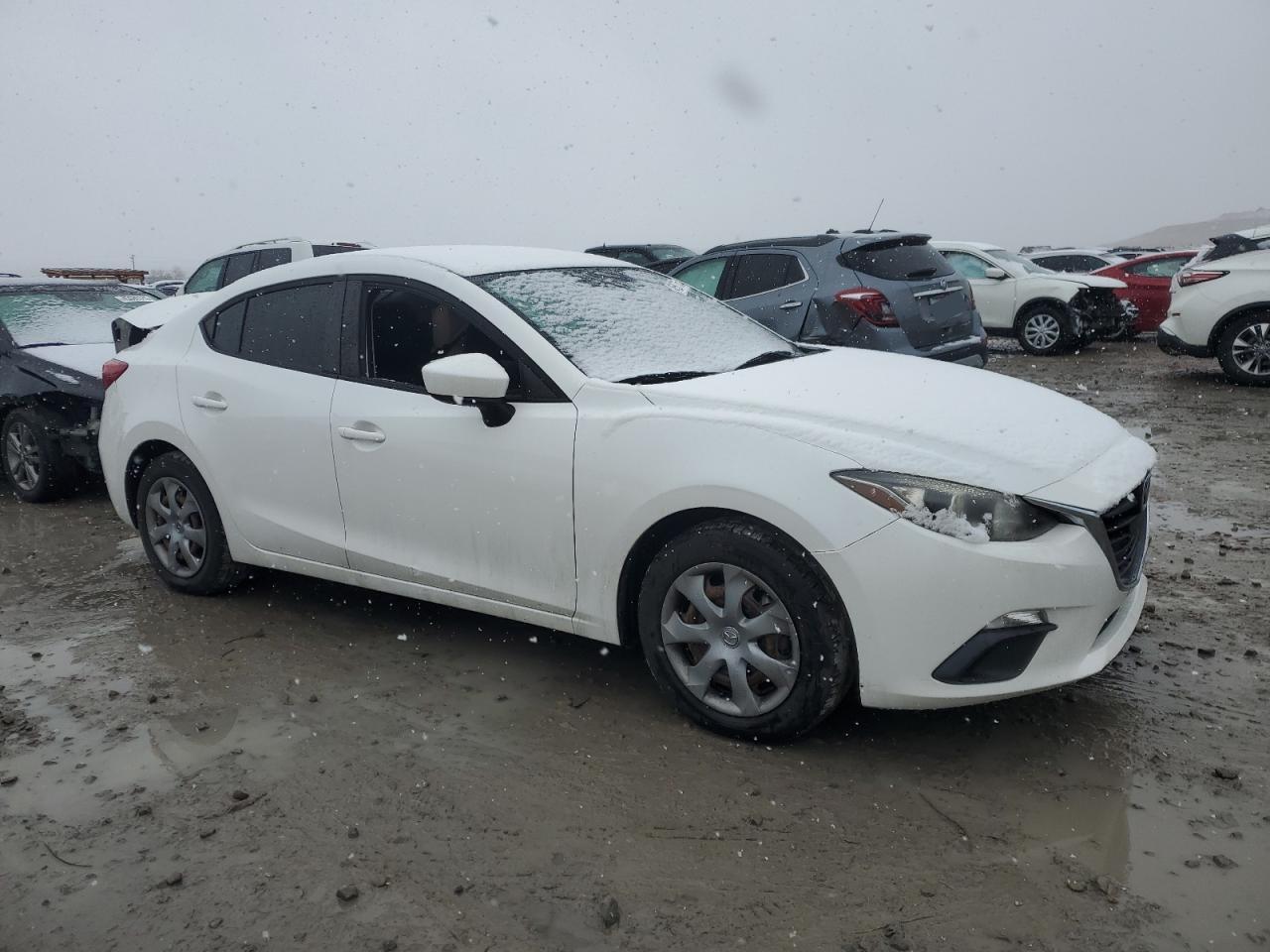 2016 Mazda 3 - Image 4