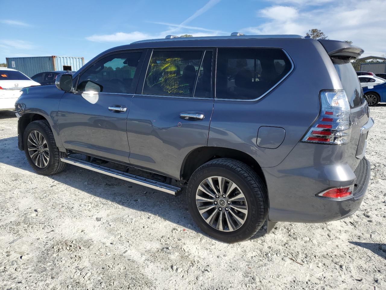 2023 Lexus GX - Image 2