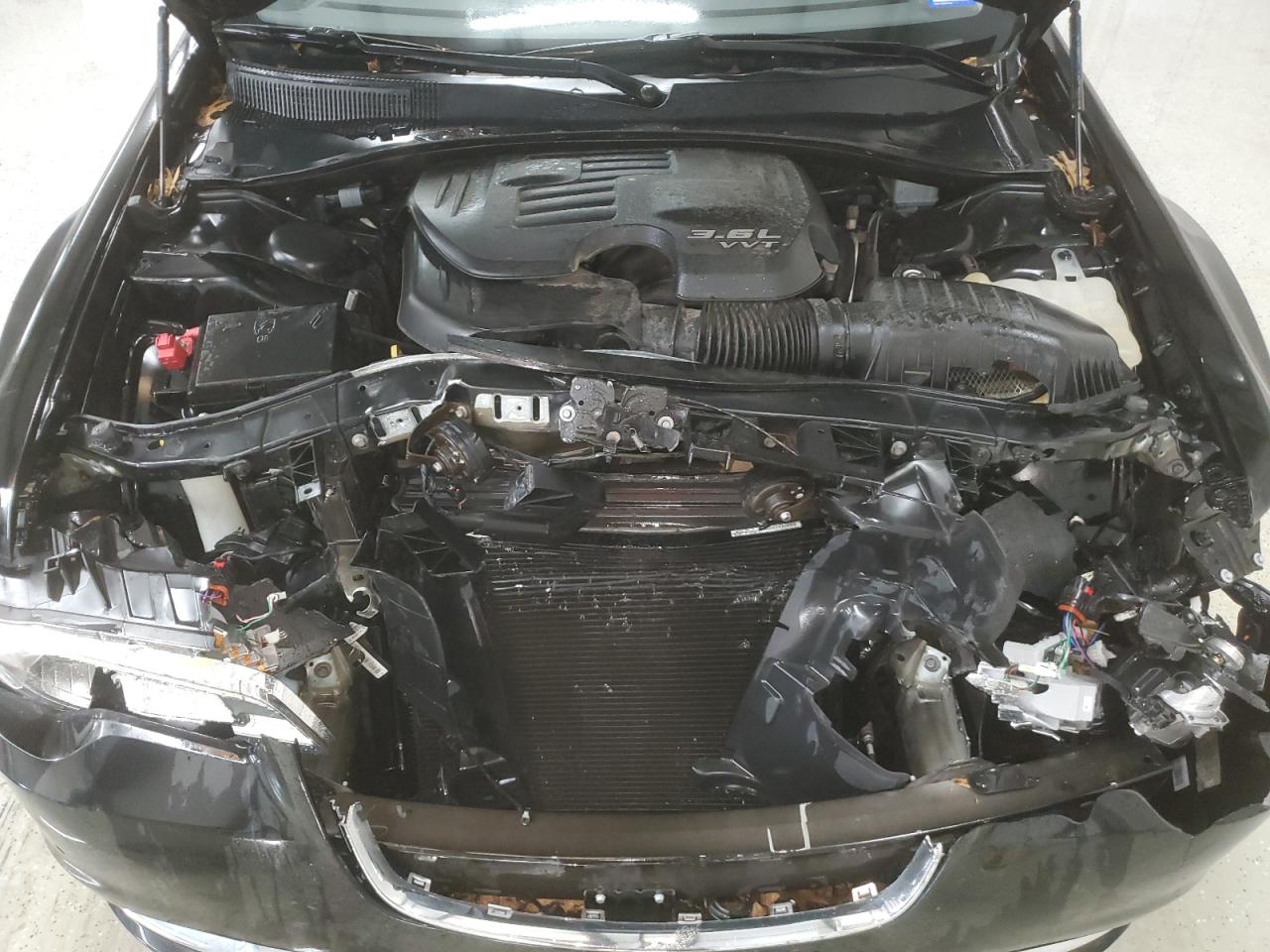 2019 Chrysler 300 Limited VIN: 2C3CCAKG0KH580552 Lot: 43329005