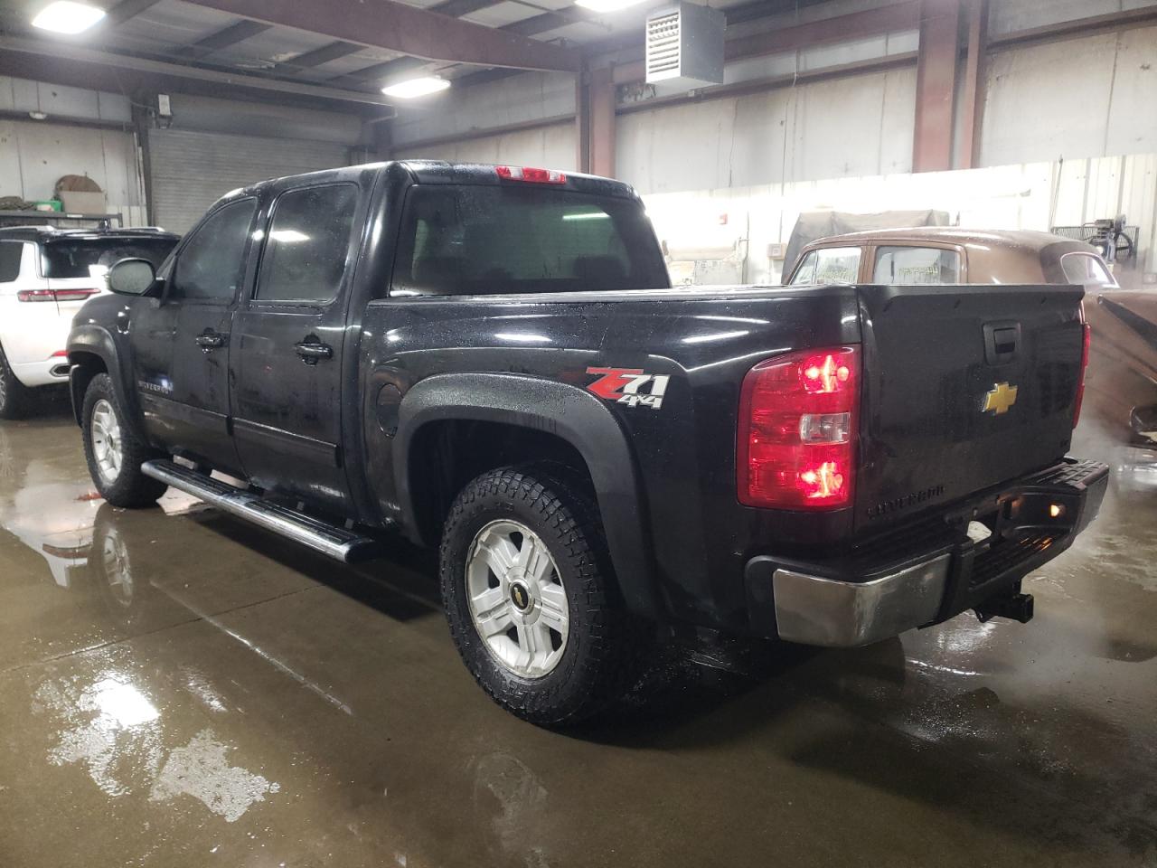 2013 Chevrolet Silverado - Image 2