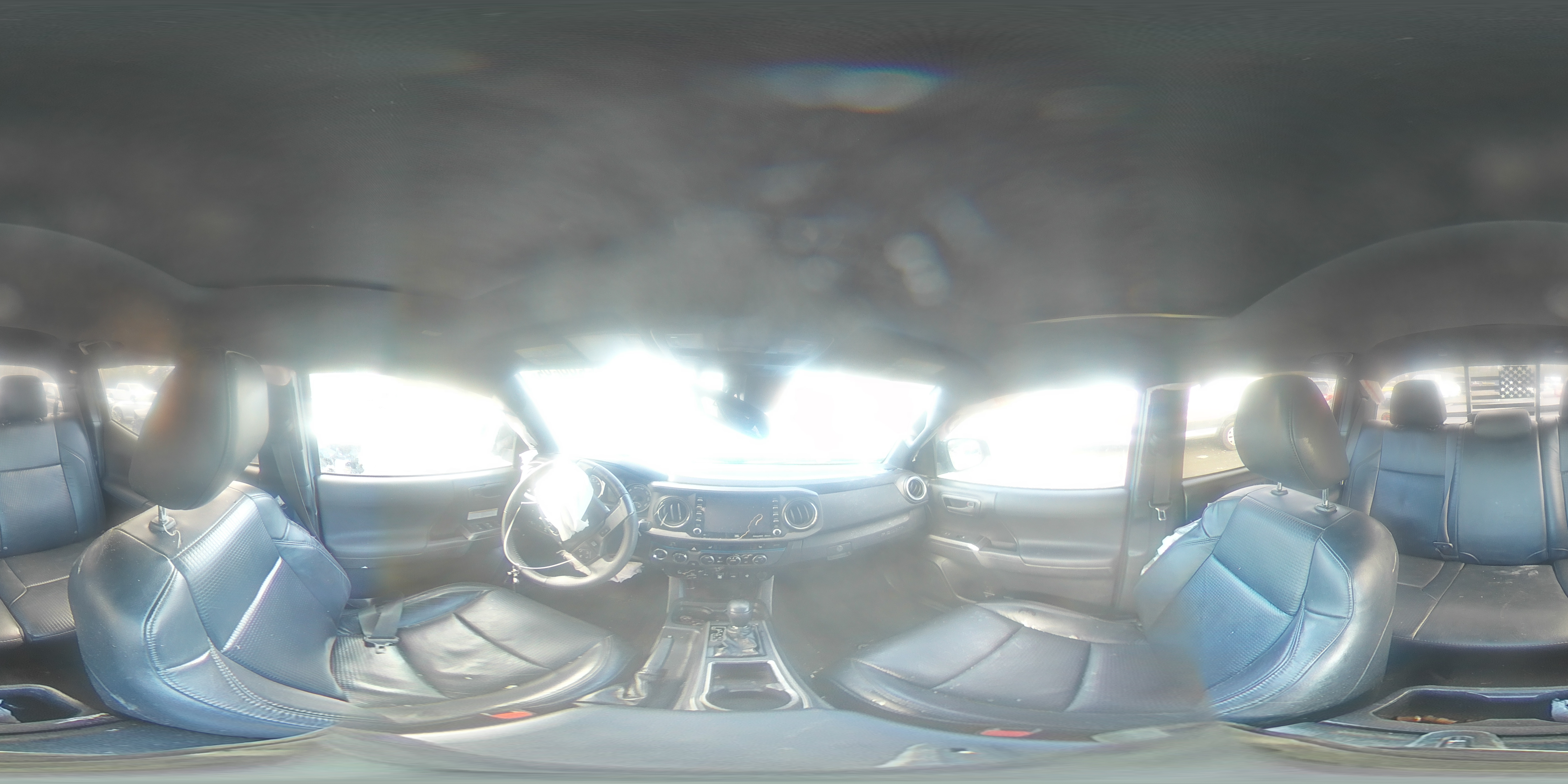 2020 Toyota Tacoma - Image 13