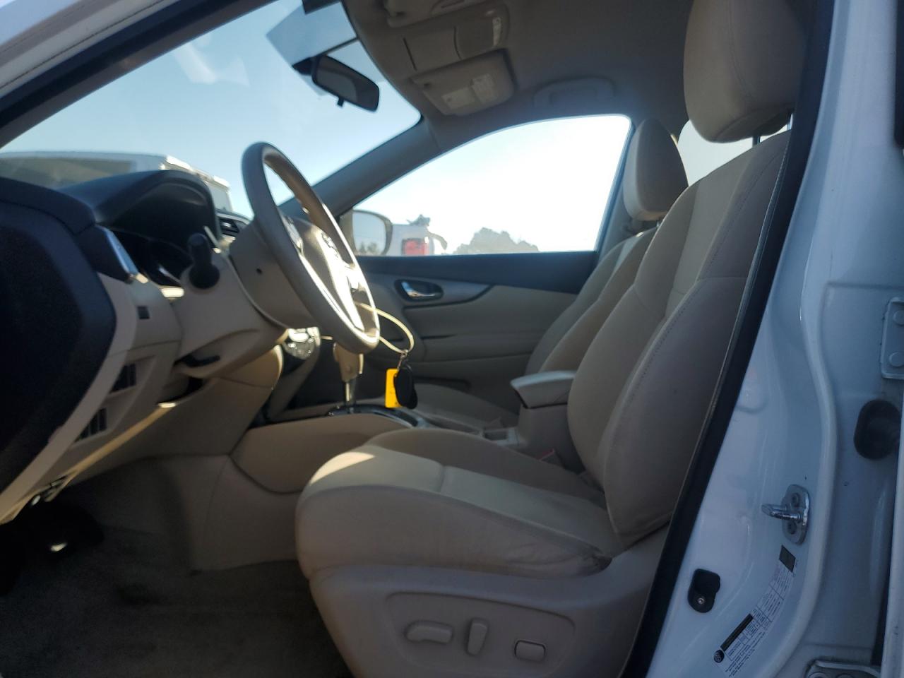 2015 Nissan Rogue - Image 7