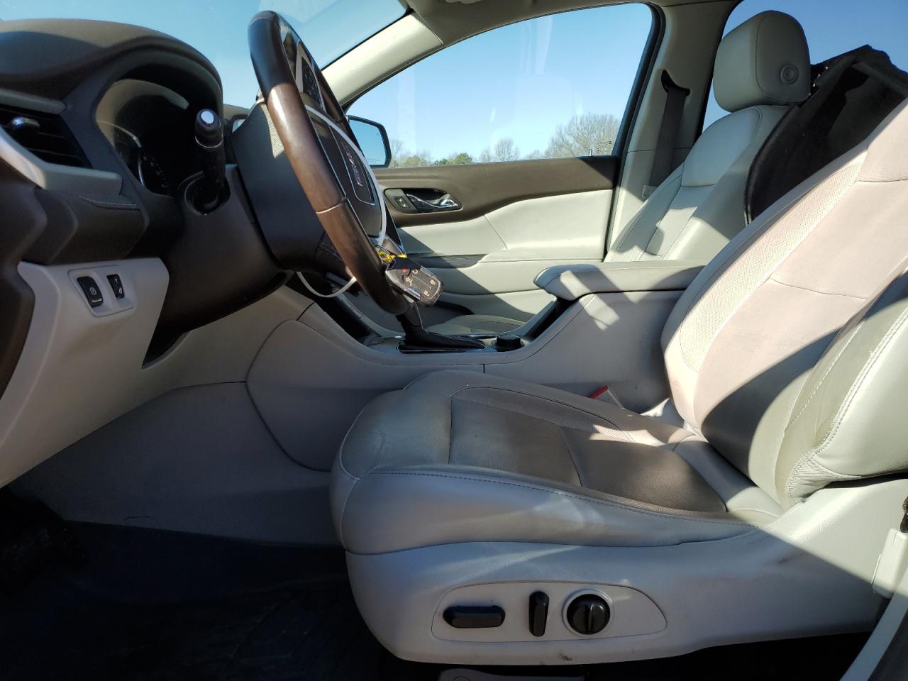 2018 GMC Acadia - Image 7