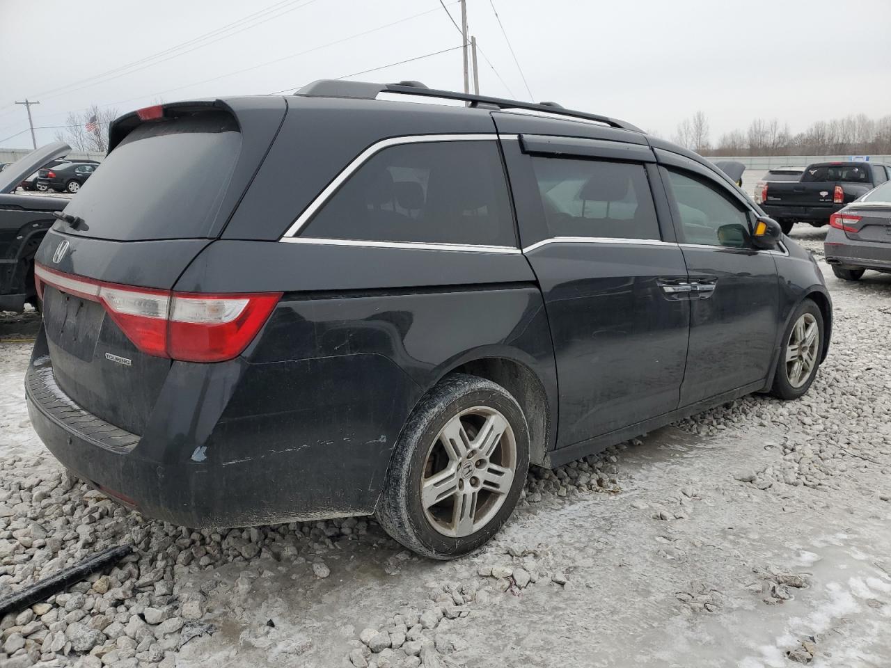 2013 Honda Odyssey - Image 3