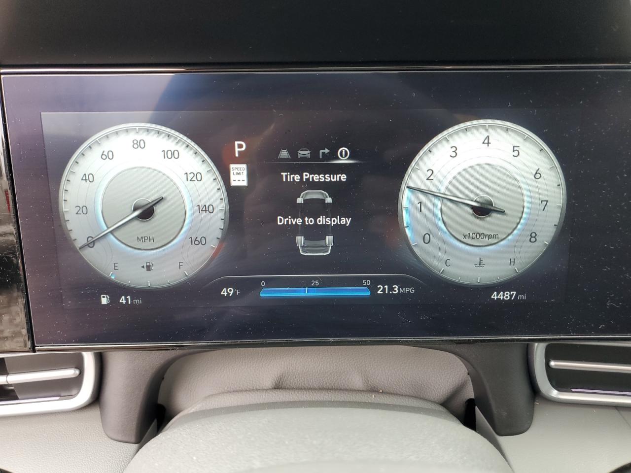 2024 Hyundai Elantra - Image 9