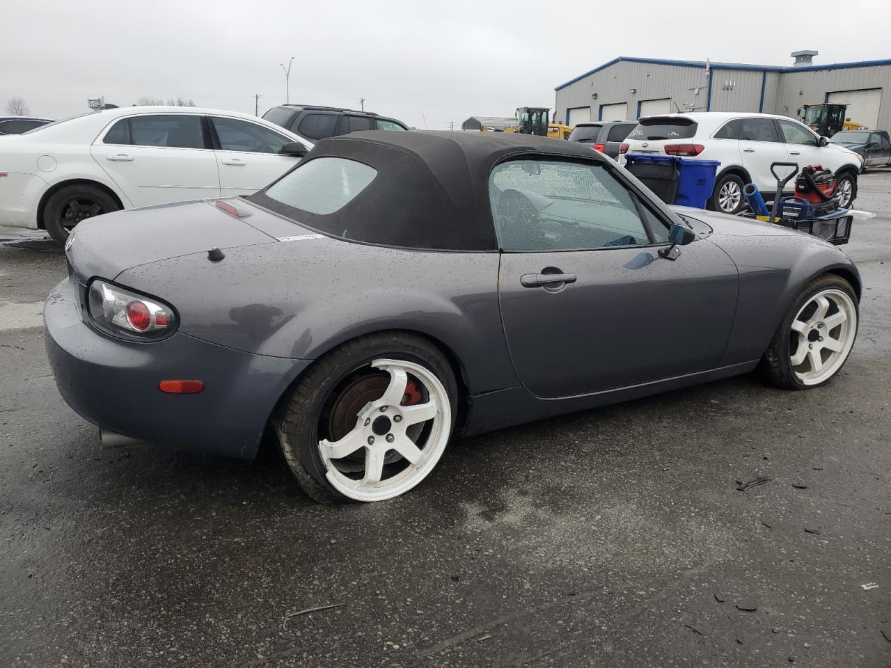 2006 Mazda MX-5 - Image 3