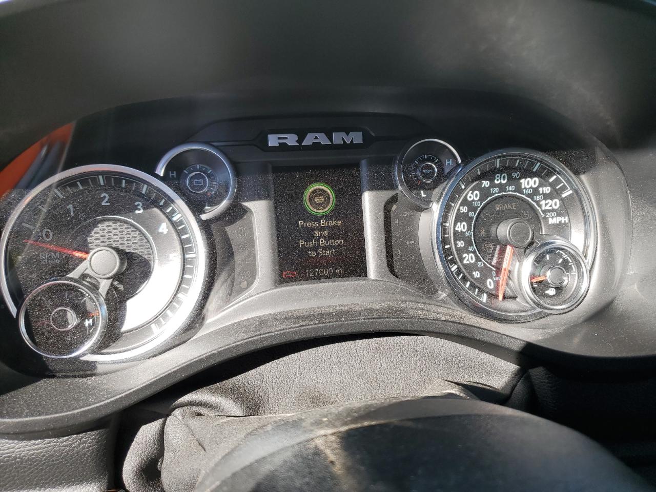 2021 RAM 1500 - Image 9