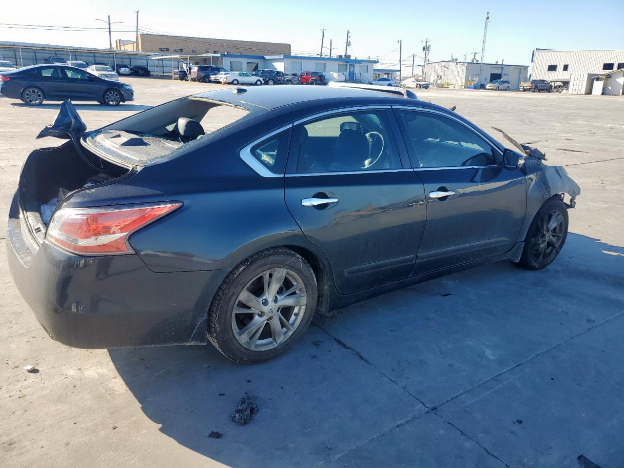 2014 Nissan Altima - Image 3