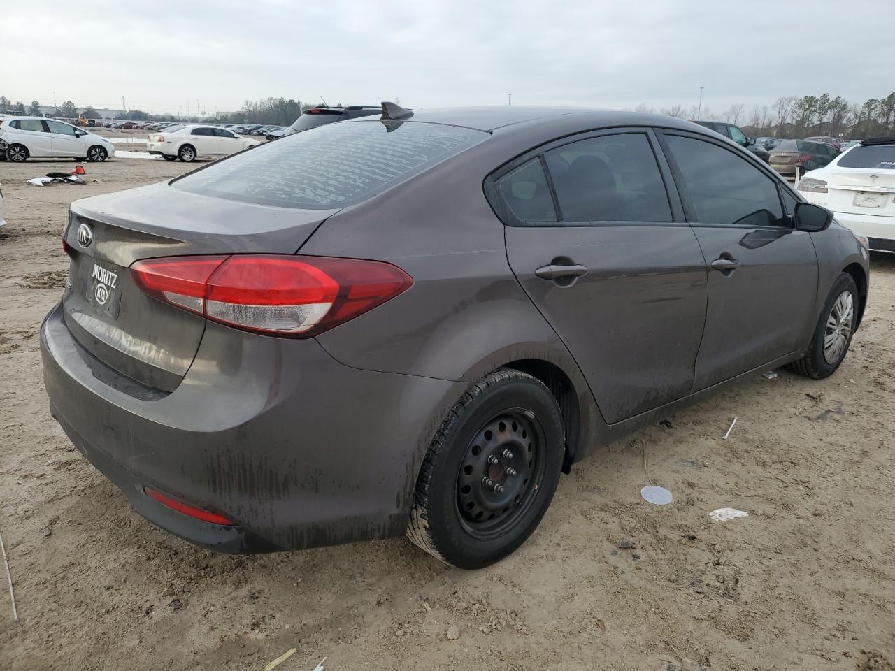 2018 Kia Forte - Image 3