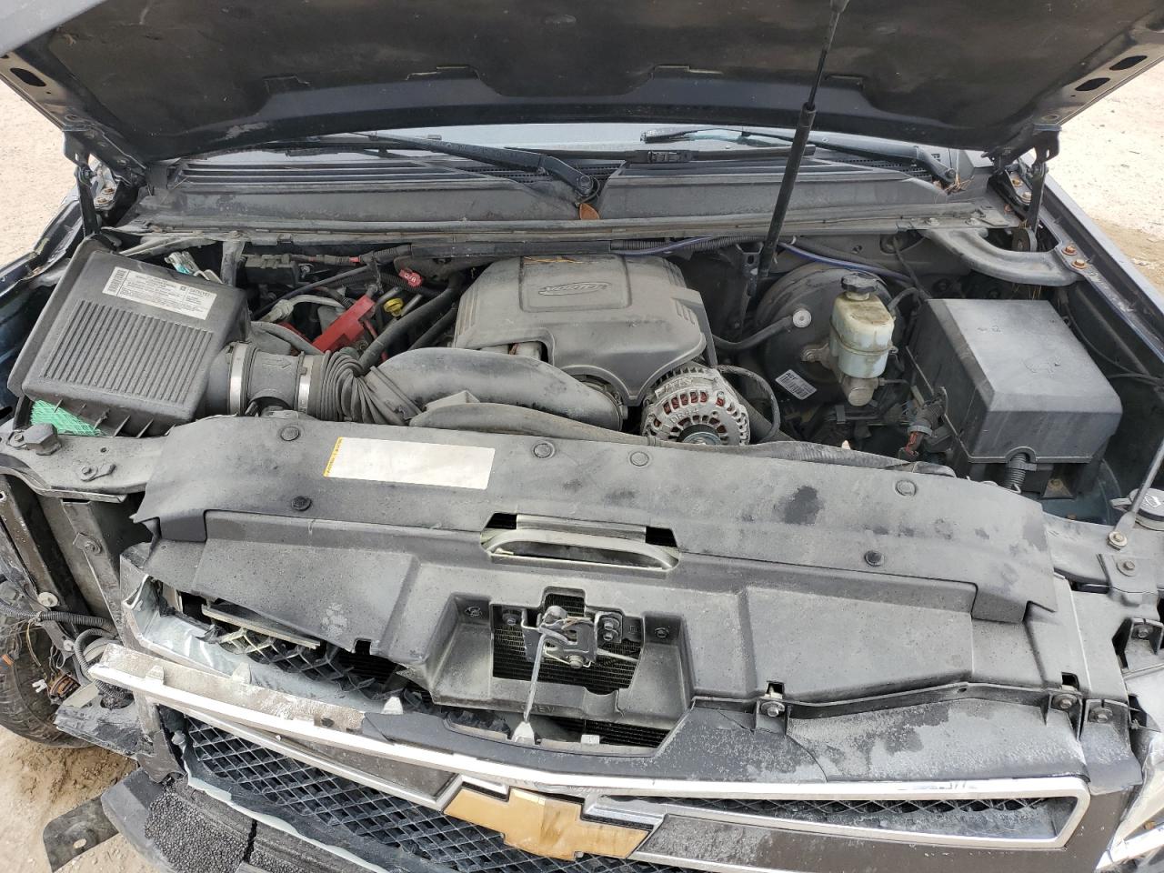 2007 Chevrolet Suburban - Image 13