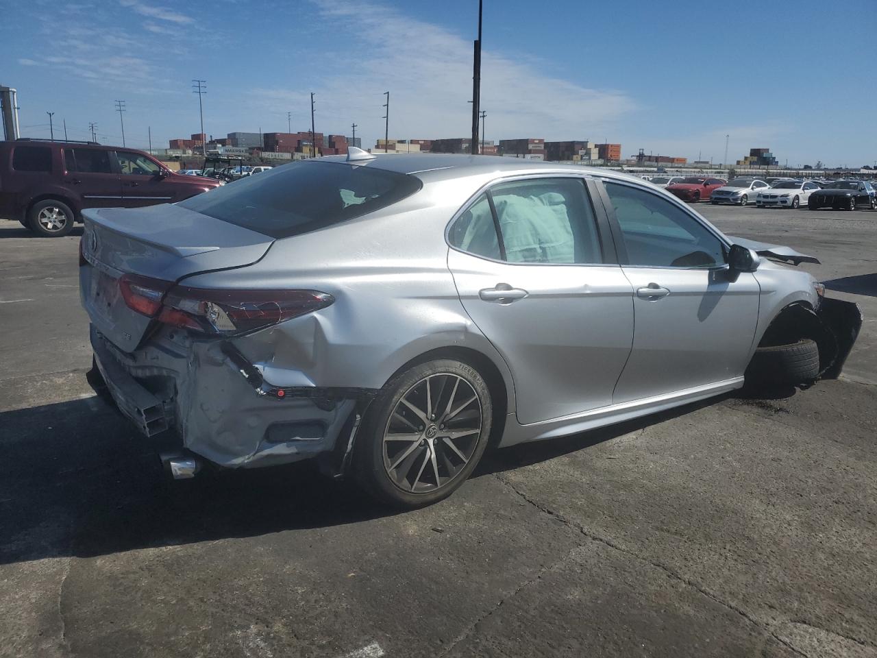 2021 Toyota Camry - Image 3