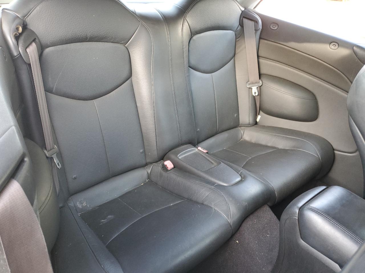 2010 Infiniti G - Image 10