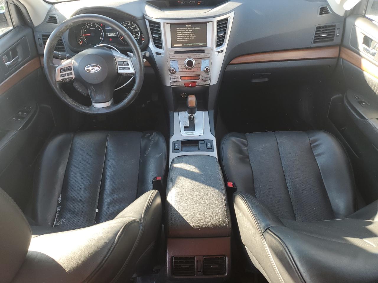 2014 Subaru Outback - Image 8