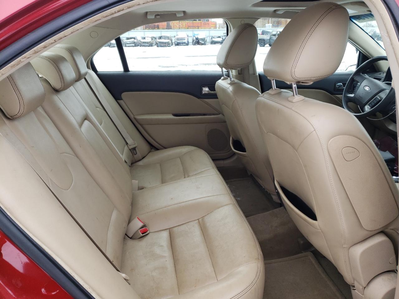 2010 Ford Fusion - Image 10