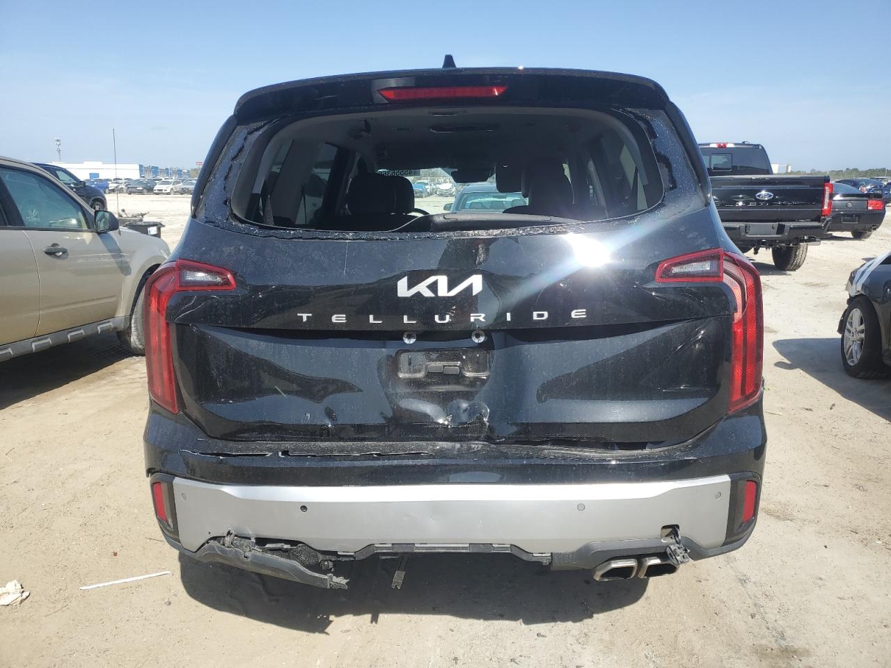 2023 Kia Telluride - Image 6