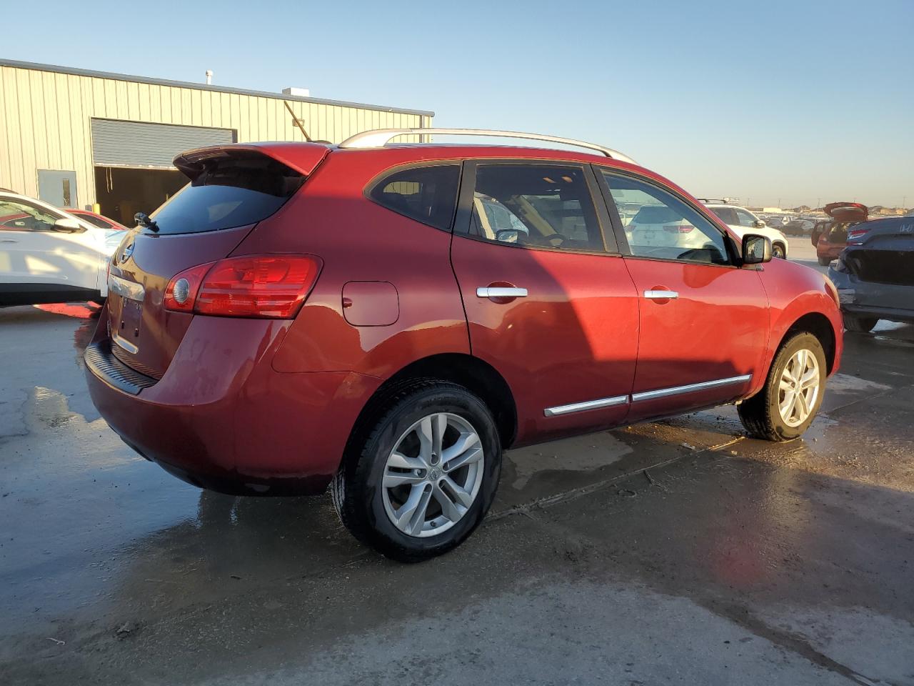 2015 Nissan Rogue - Image 3
