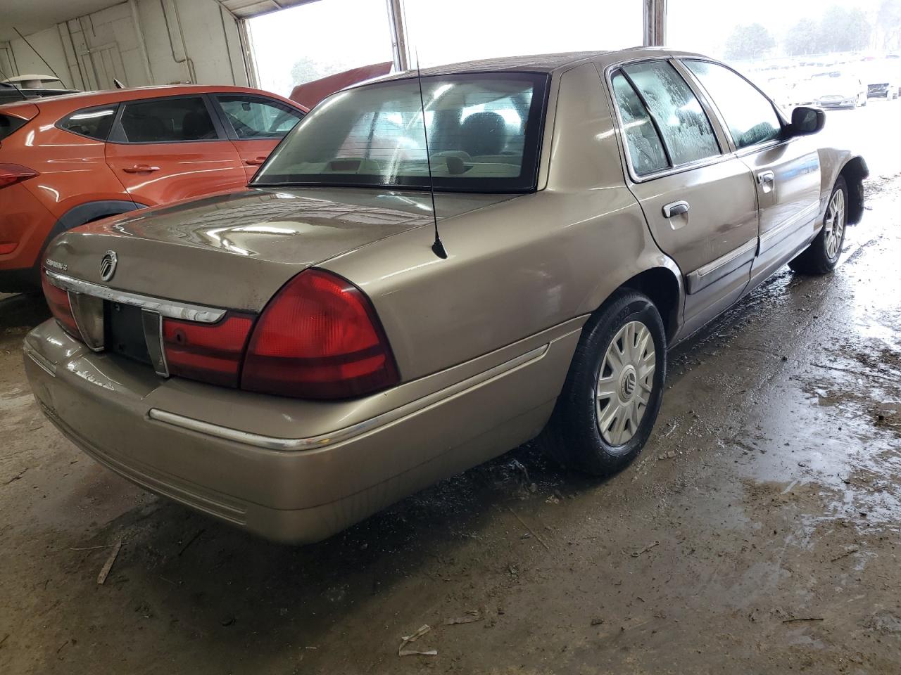 2005 Mercury Grand Marquis - Image 3