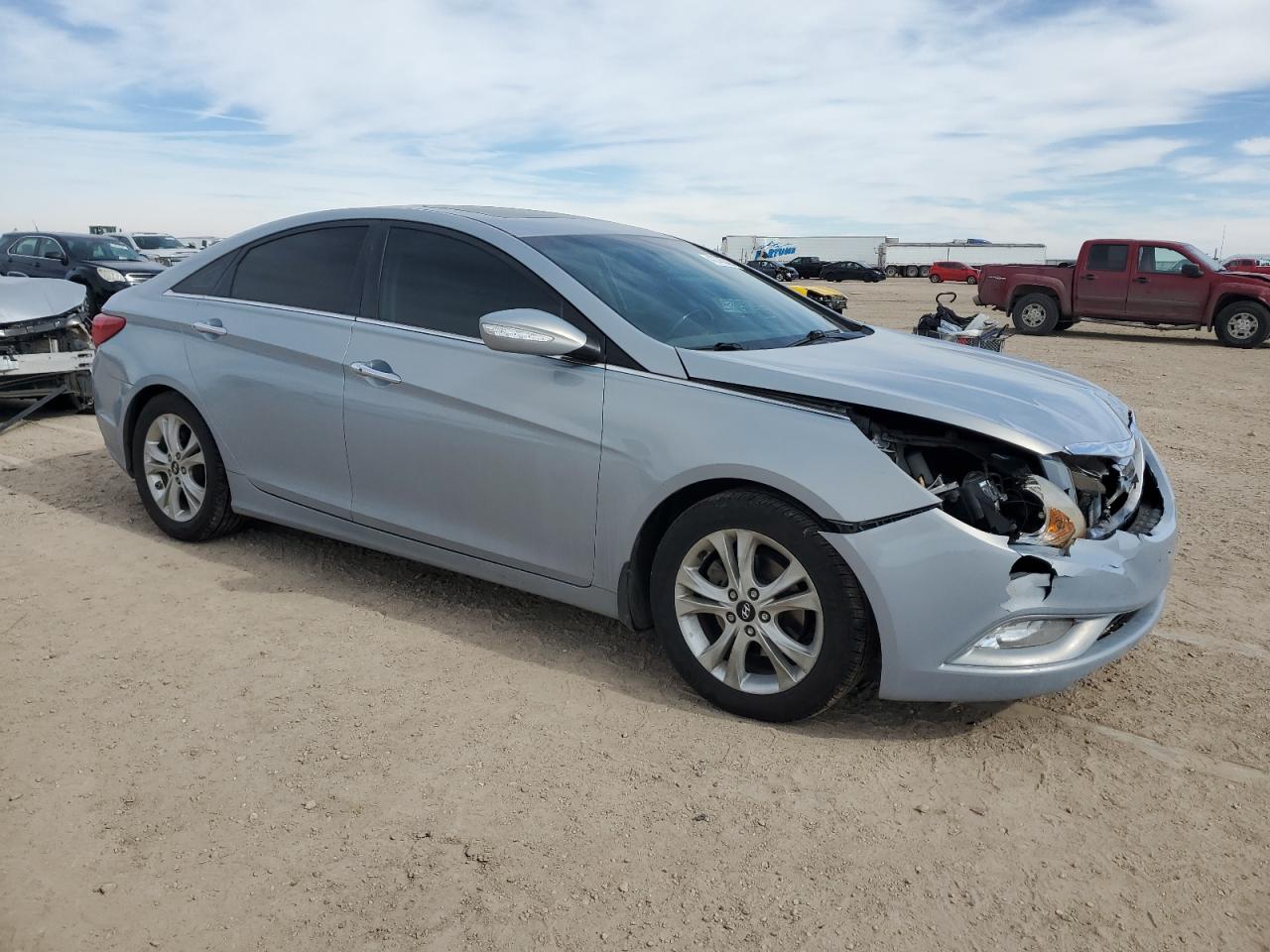2011 Hyundai Sonata - Image 4