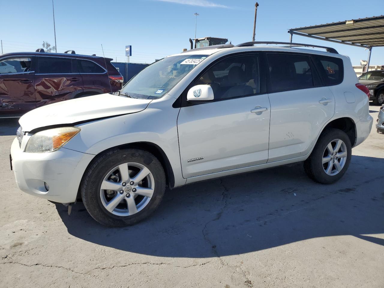 2007 Toyota RAV 4 - Image 1
