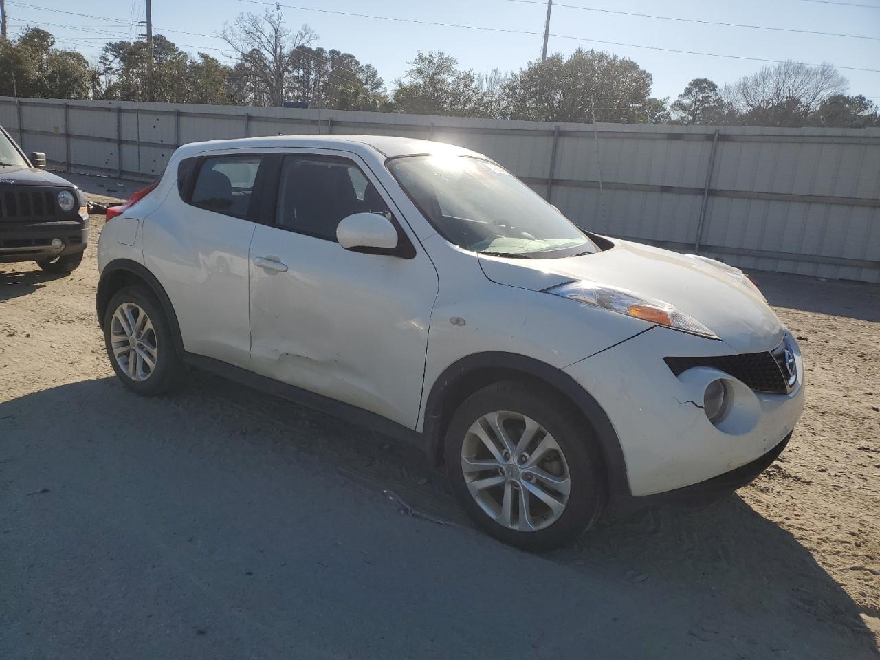 2013 Nissan Juke - Image 4