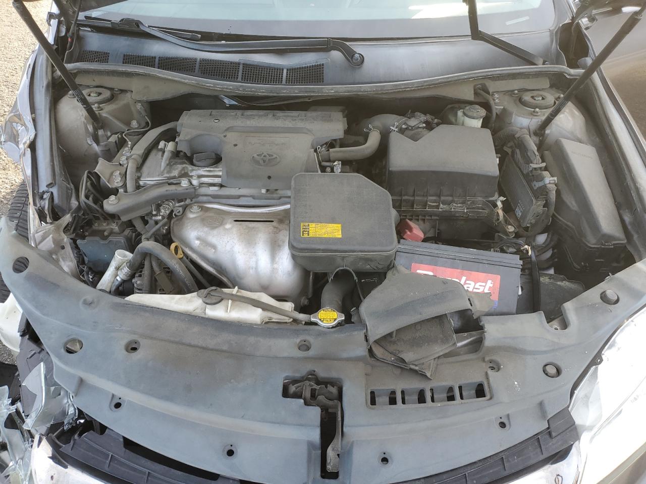 2015 Toyota Camry - Image 12