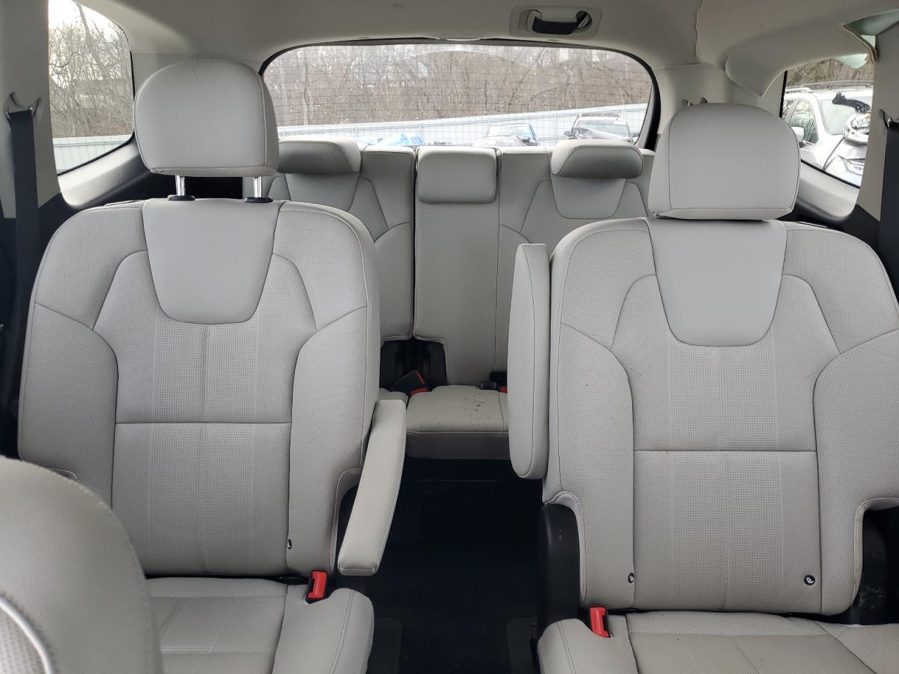 2021 Kia Telluride - Image 10