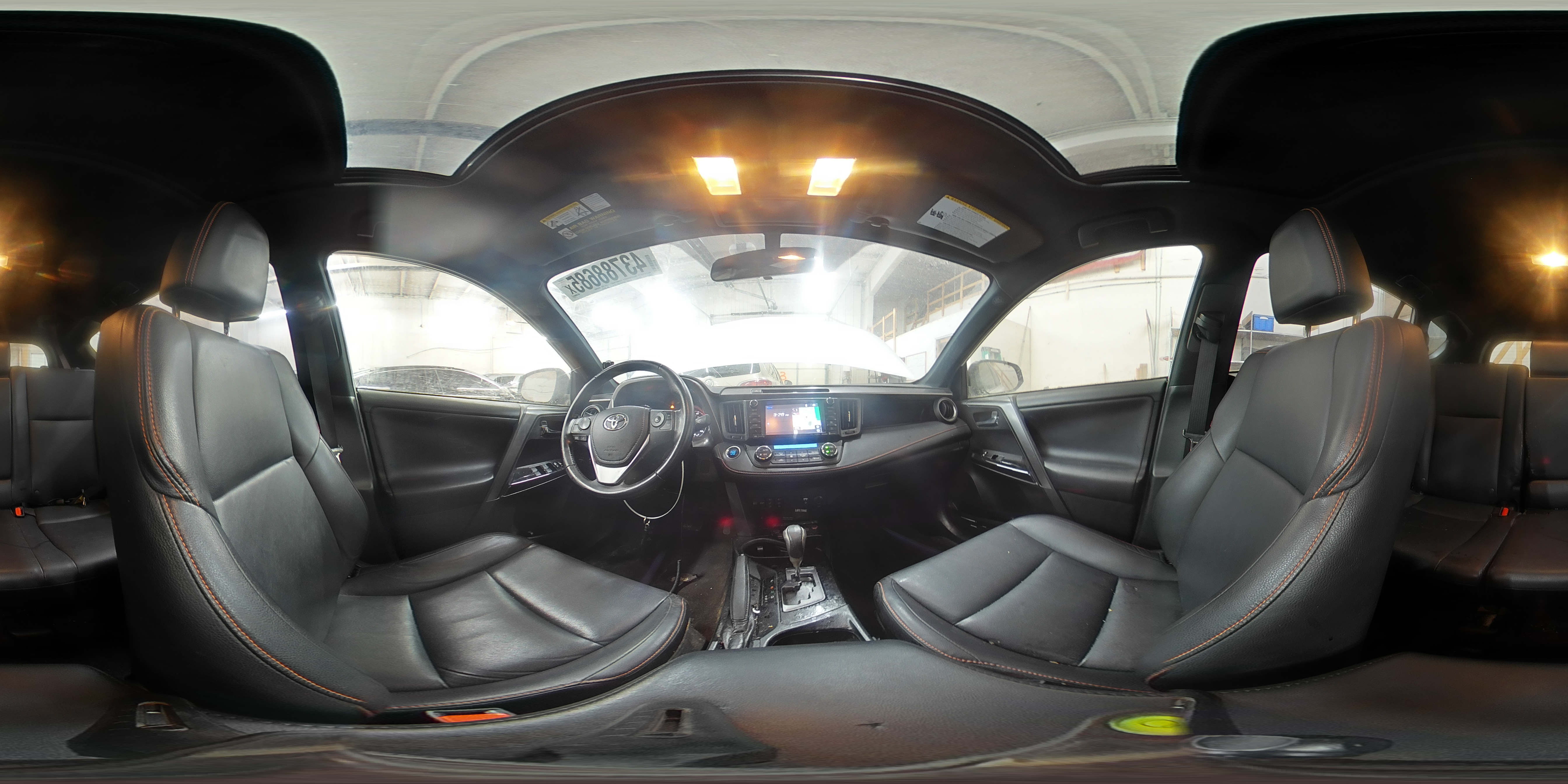 2016 Toyota RAV 4 - Image 14