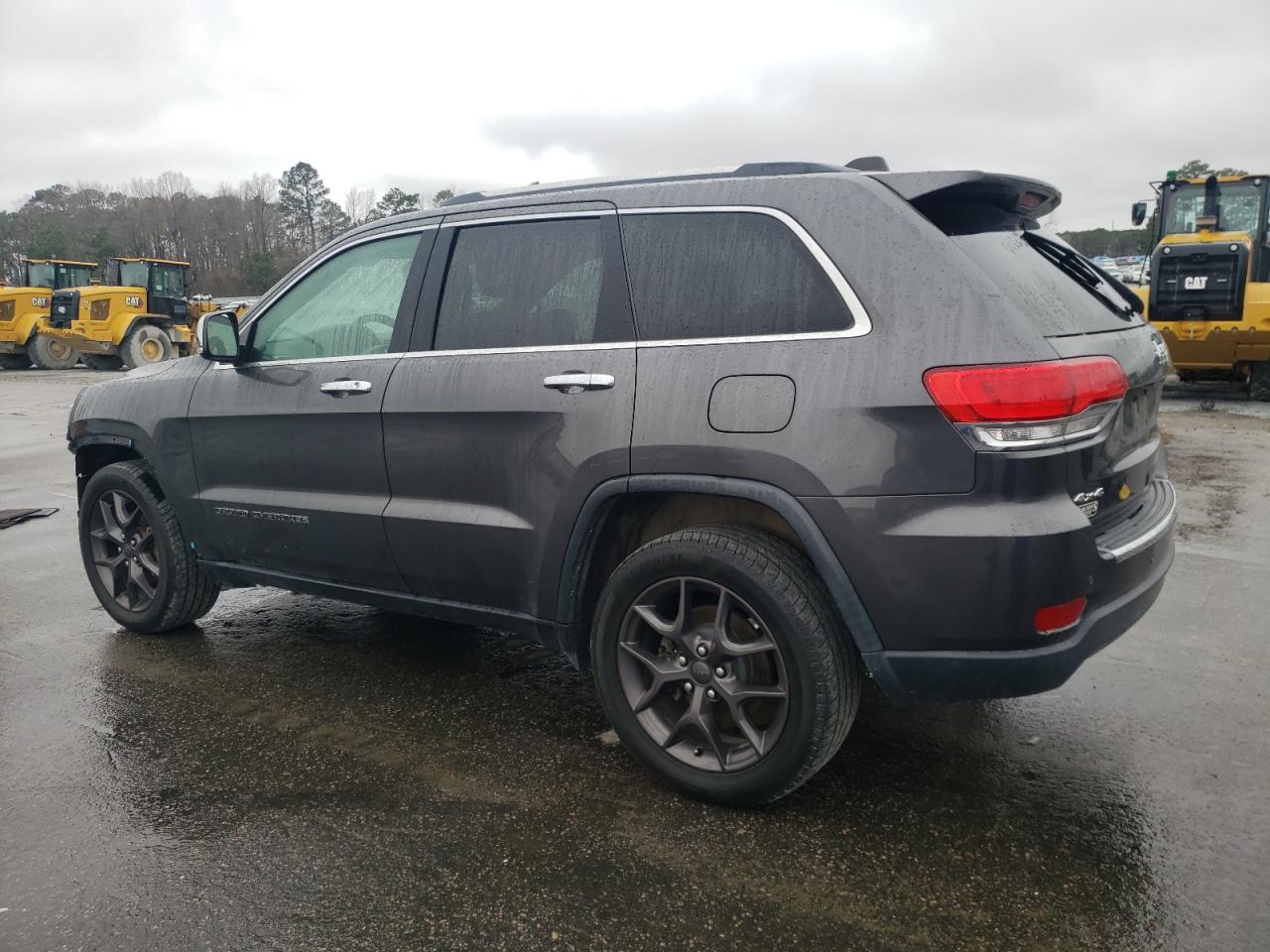 2017 Jeep Grand Cherokee - Image 2
