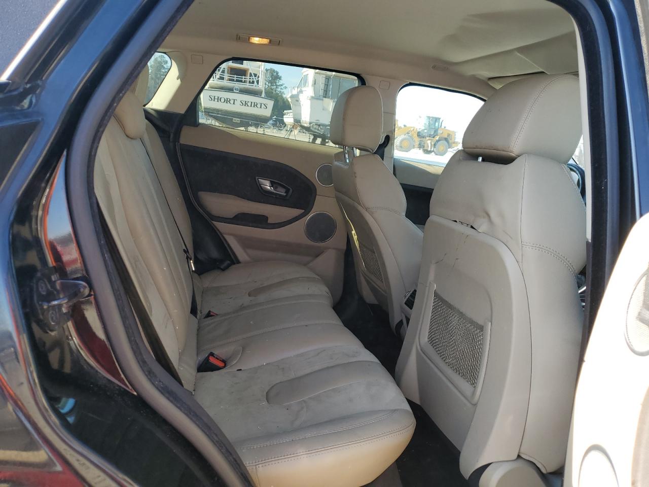2015 Land Rover Range Rover - Image 11