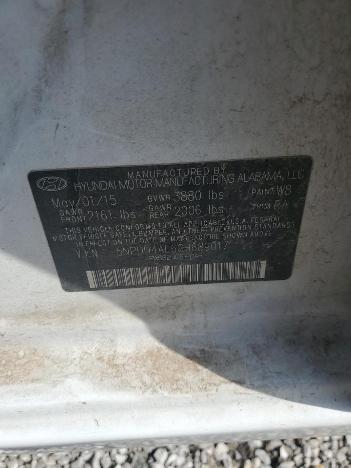 2016 Hyundai Elantra - Image 14