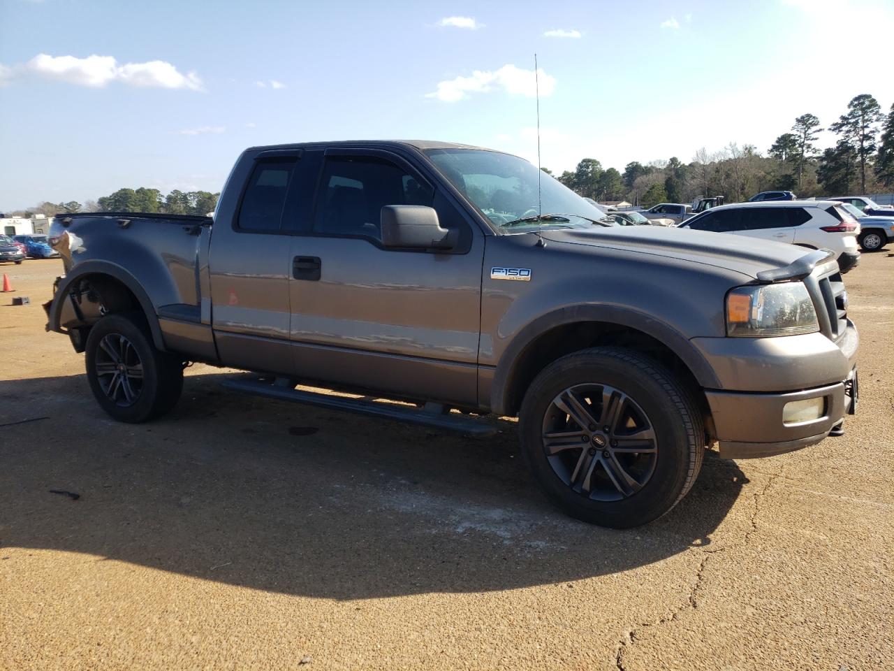 2004 Ford F-150 - Image 4