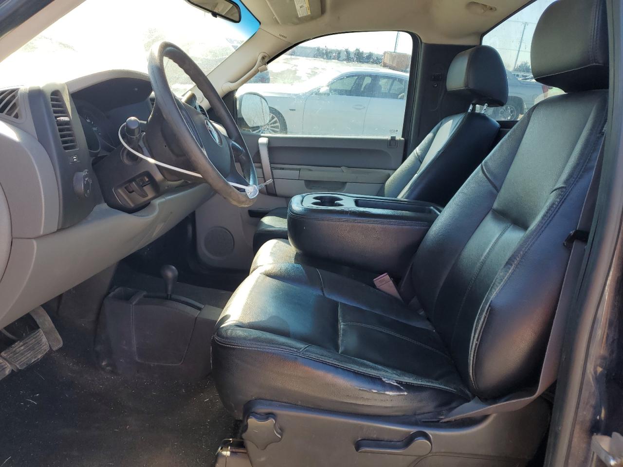 2010 GMC Sierra - Image 7