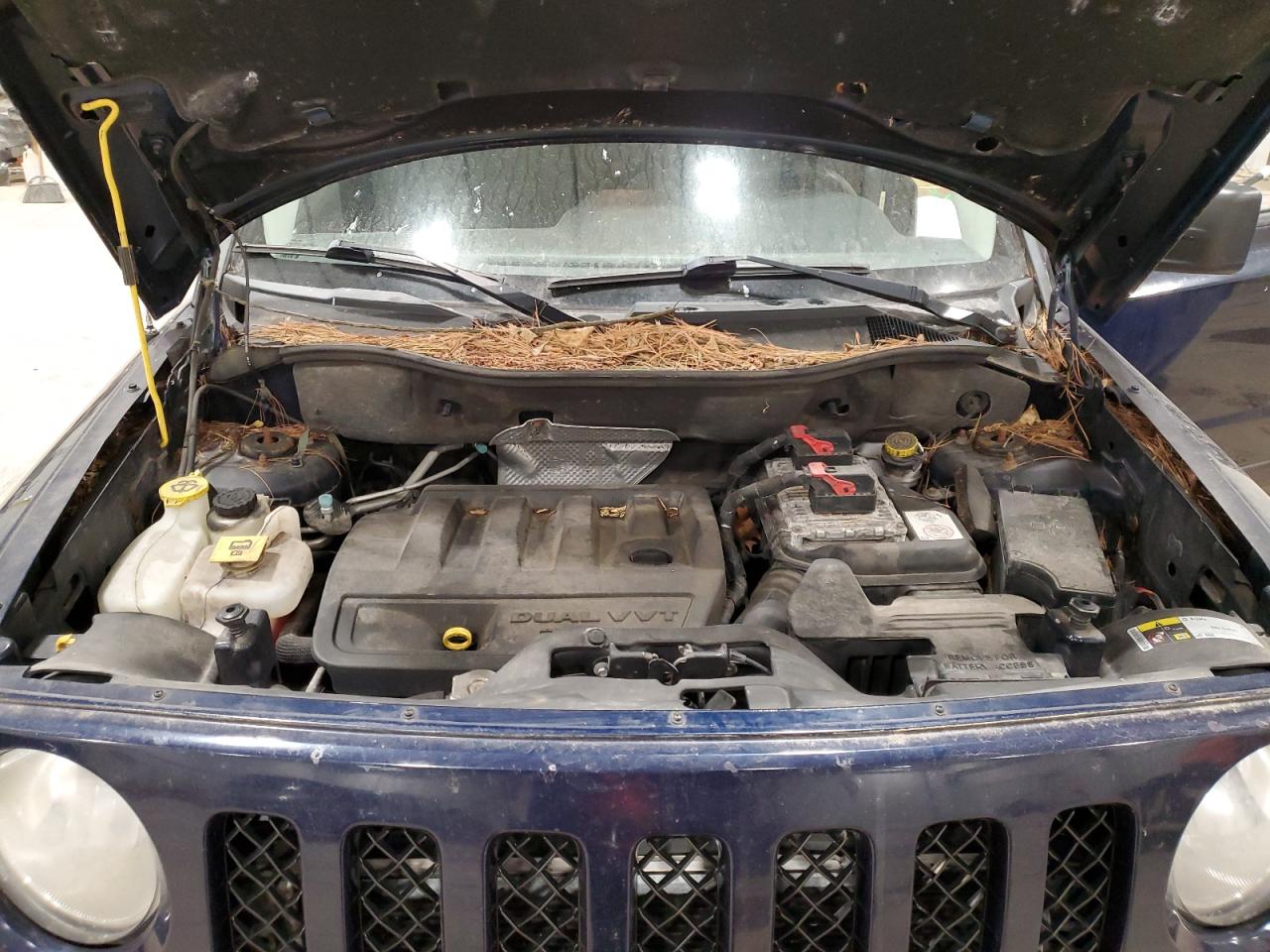 2014 Jeep Liberty (Patriot) - Image 11