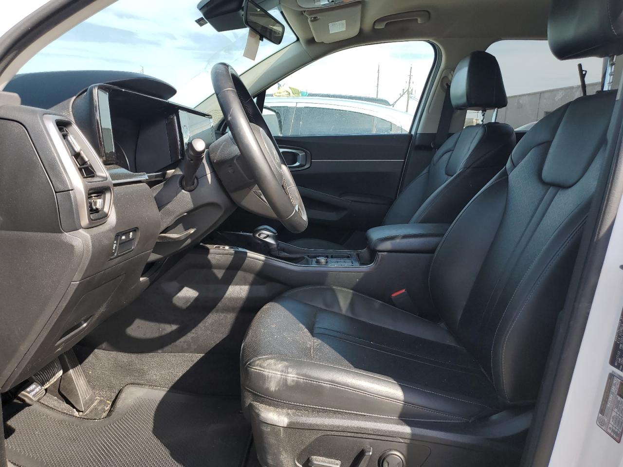 2022 Kia Sorento - Image 7