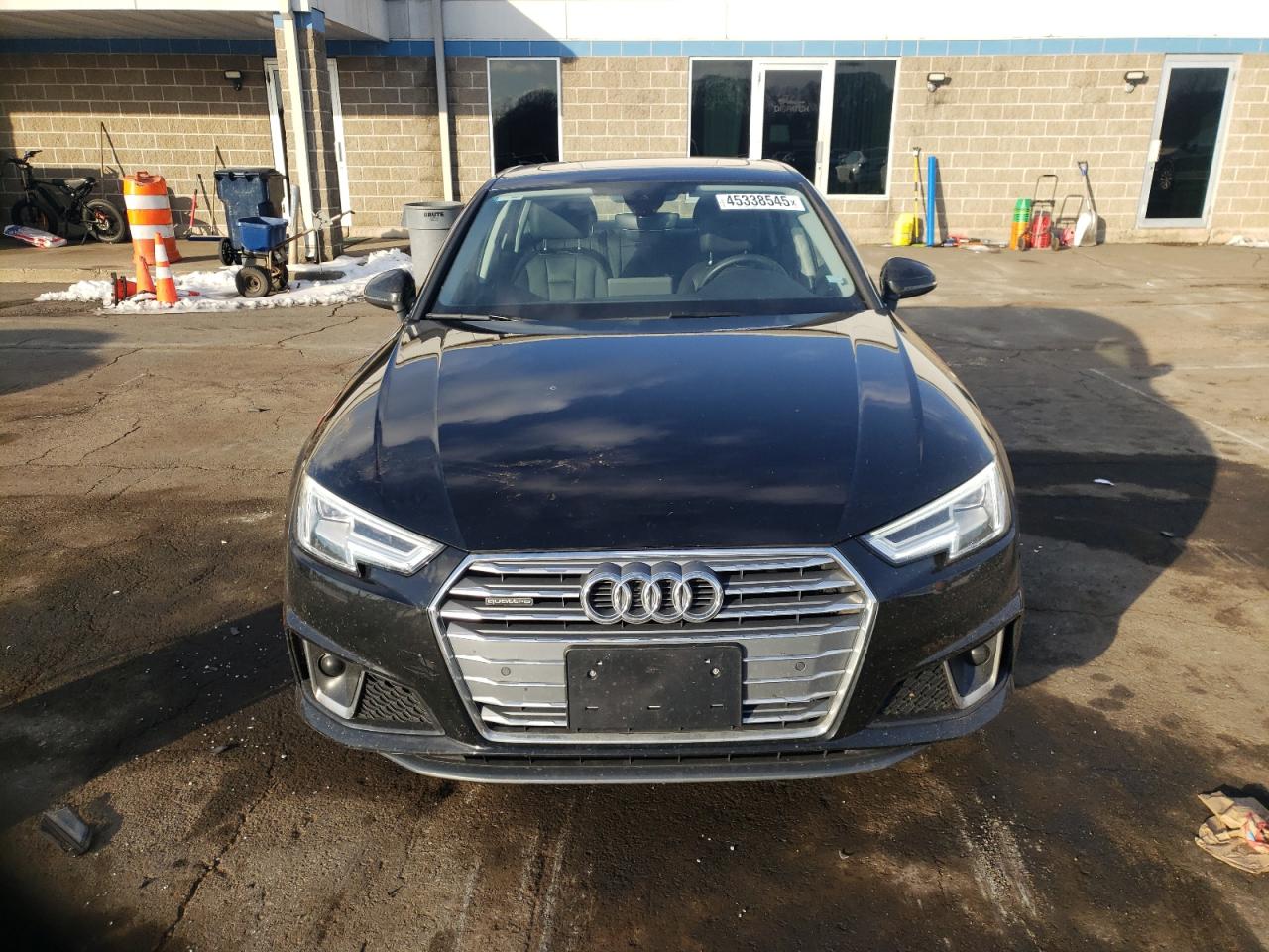 2019 Audi A4 - Image 5