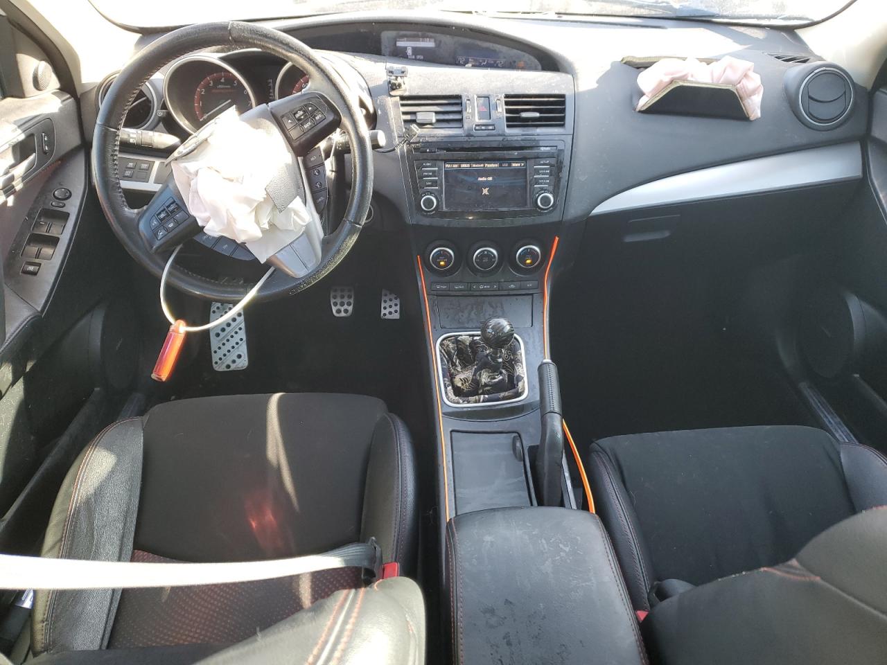2013 Mazda 3 - Image 8