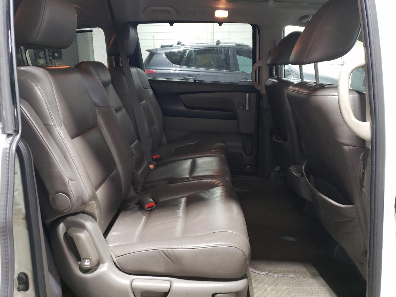 2013 Honda Odyssey - Image 11