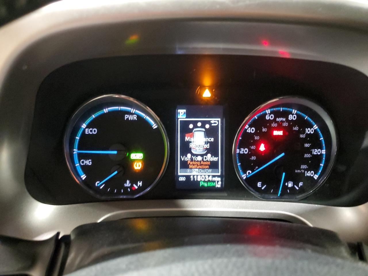 2018 Toyota RAV 4 - Image 9