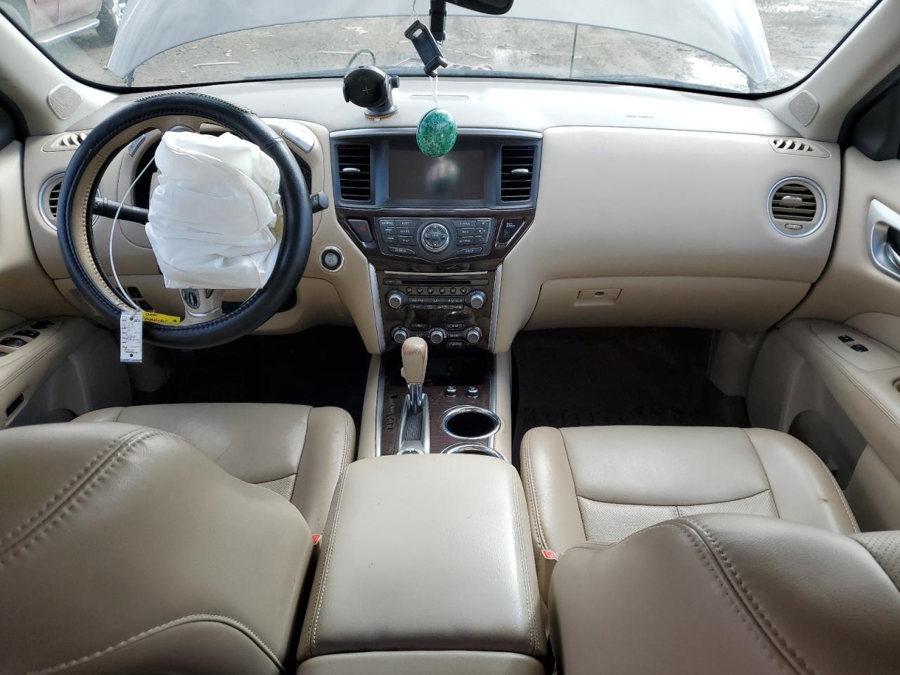 2014 Nissan Pathfinder - Image 8