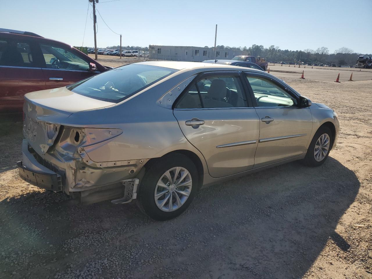 2015 Toyota Camry - Image 3